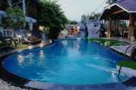 Swimming Pool Suwanna Riverside Resort