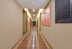Lobby 5 Sunday Hotel Near Petronas Twin Tower Formerly Suasana Suites