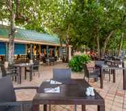Restaurant 6 Baan Khaolak Beach Resort