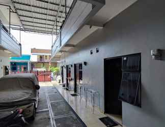 Lobi 2 Affordable Room at Griya Samara Syariah Colomadu