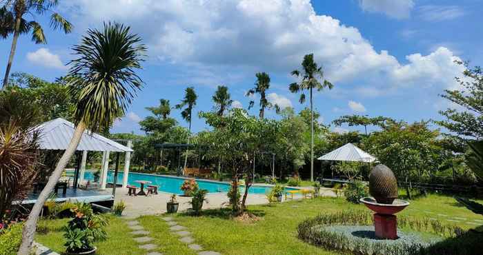 Kolam Renang Hotel Bonero Residence