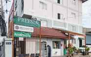 Luar Bangunan 6 Freesia Bangphi Guest House