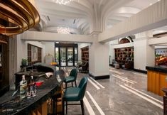 Sảnh chờ 3 May De Ville Luxury Hotel & Spa