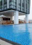 SWIMMING_POOL Danang Han River Hotel