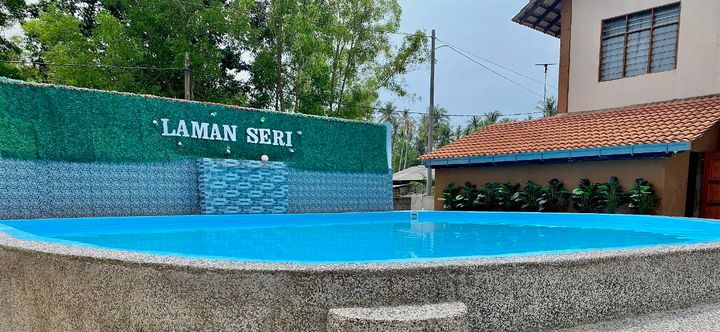 Kolam Renang 2 NKS Chalet