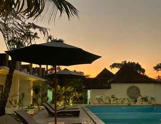 Swimming Pool 2 Pondok Tetebatu Cottage and Cafe