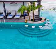 Kolam Renang 3 Cicilia Danang Hotels & Spa Powered by ASTON