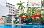 Swimming Pool 2 Citrus Patong Hotel by Compass Hospitality