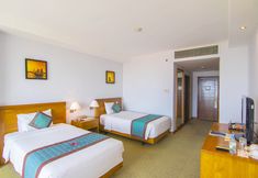 Phòng ngủ 4 Petro Hotel