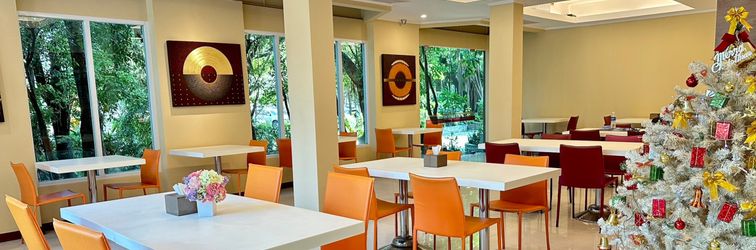 로비 Calypzo Bangkok