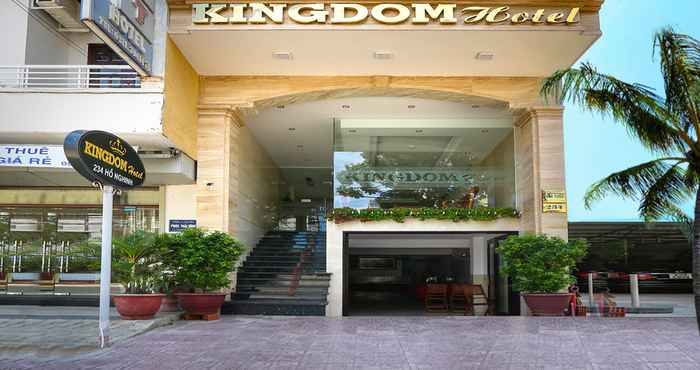 Bên ngoài Kingdom Hotel