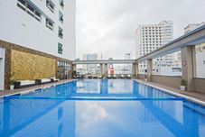 Swimming Pool Sunrise Ocean View Apartment Nha Trang