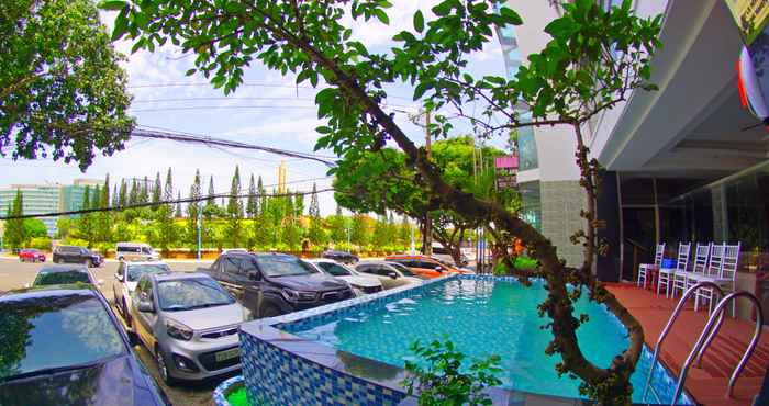 Hồ bơi Kieu Anh Hotel