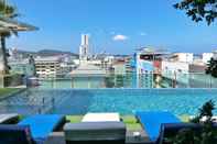 Swimming Pool  Sira Grande Hotel & Spa 