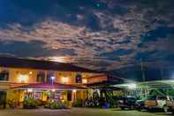 Exterior Nj Hotel That Phanom