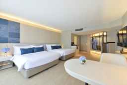 Centre Point Pratunam , RM 1,273.68