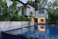 수영장 Tanya Baan Bon Doi
