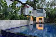 Swimming Pool Tanya Baan Bon Doi
