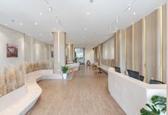 로비 5 River Park Hotel