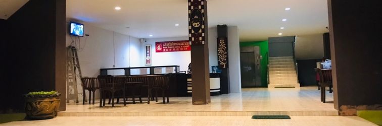 Lobi Saensukkho Green Hotel & Resort