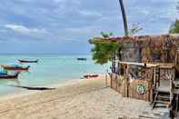 Bar, Cafe and Lounge Lipe Power Beach Resort