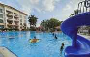 Kolam Renang 2 Diamond Westlake Suites