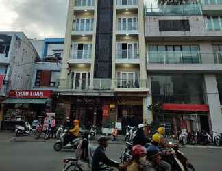 Exterior 2 Gold Hotel Hue