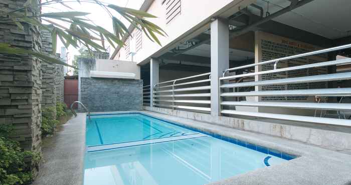 Kolam Renang RedDoorz @ Grand Apartelle Hernan Cortes Cebu