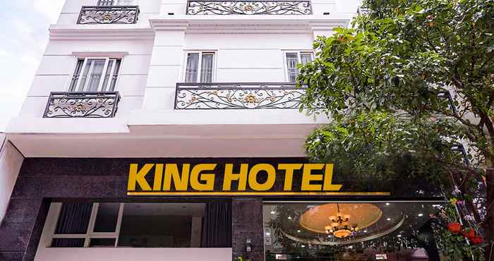 Lobi King Hotel Saigon Airport