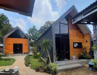 Luar Bangunan 2 Homestay Rumah KayuKu Syariah