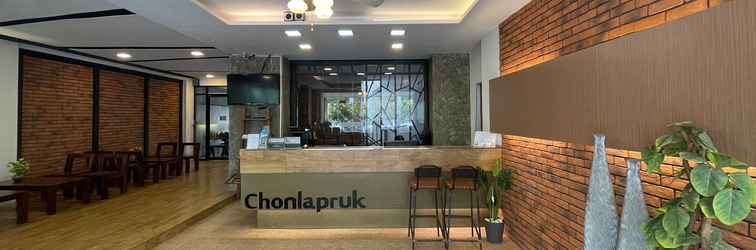 Lobi Chonlapruk Lakeside Hotel