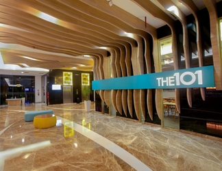 Lobby 2 THE 1O1 Palembang Rajawali