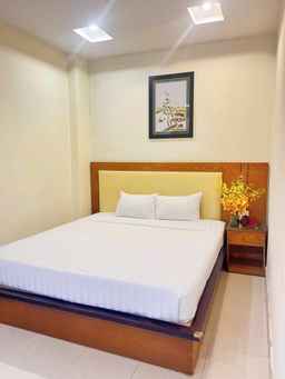 Song Anh 3 Hotel ( 50 meters from Ben Thanh Market), SGD 23