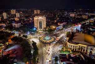 Muong Thanh Grand Phuong Dong Hotel, THB 1,042.18
