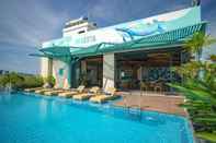 สระว่ายน้ำ Seaesta Nha Trang Hotel 