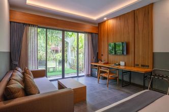 Bedroom 4 R-Mar Resort and Spa