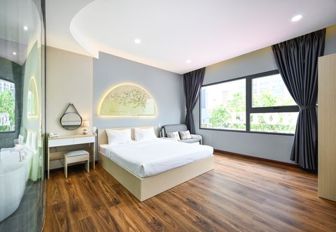 Bedroom Sunrise Airport Hotel (Tan Son Nhat International Airport)