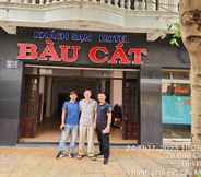 Bên ngoài 2 Bau Cat Hotel