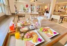 레스토랑 5 Cabbages and Condoms Inn