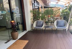 로비 7 Kata Sea Blue