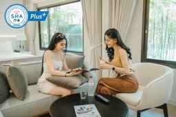 The Park Hotel, Rp 496.657