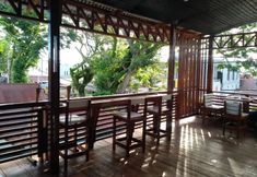 Bar, Cafe and Lounge 3 Riswan Homestay
