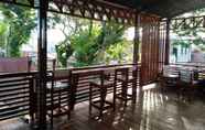 Quầy bar, cafe và phòng lounge 3 Riswan Homestay