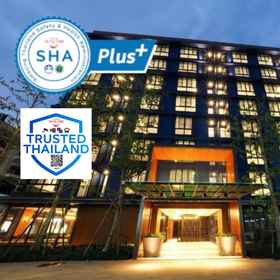 Exterior / Building 1 130 Hotel & Residence Bangkok, T.N.Y. TRINITY RECRUITMENT CO.,LTD. Hotels