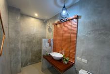 Toilet Kamar White Sand House Krabi