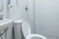 Toilet Kamar Lucky Inn & Cafe