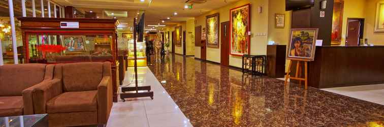 Sảnh chờ Atrium Premiere Hotel Cilacap