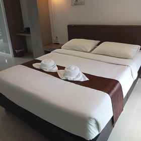 Bedroom 1 Going Grand Hotel, Shadow Puppet Museum/House of Suchart Subsin Hotels