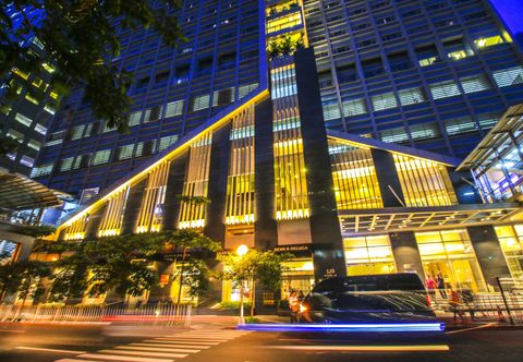 Exterior The Mini Suites Eton Tower Makati