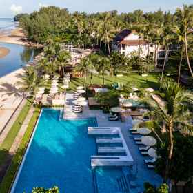 Exterior / Building 1 Apsara Beachfront Resort & Villa, Devasom Spa | Wellness Hotels